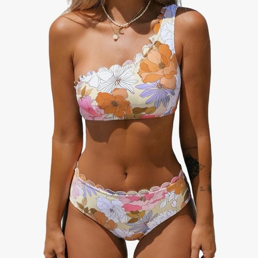 NWT Cupshe 2 Piece Swimsuit One Shoulder Floral White Pink Orange LARGE